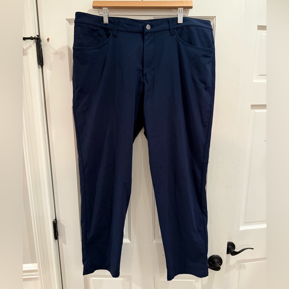 Lululemon ABC Pant Classic Fit 38x30